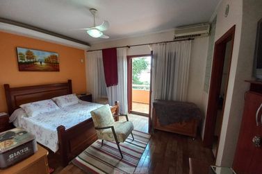 Casa &agrave; venda - 10m&sup2; - Centro
