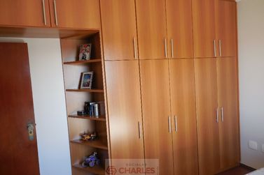 Casa &agrave; venda - 356m&sup2; - Centro