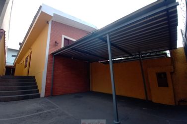Casa para alugar - 85m&sup2; - Centro