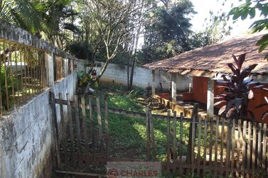 S&iacute;tio &agrave; venda - 110m&sup2; - Centro