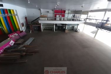 Sala Comercial para alugar - 1400m&sup2; - Centro