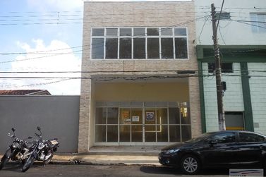 Sala Comercial &agrave; venda - 450m&sup2; - Centro