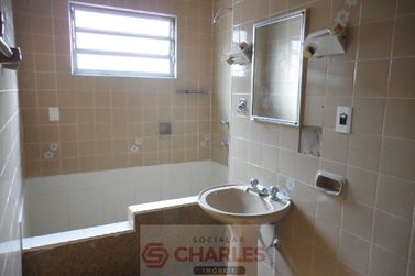 Casa &agrave; venda - 243m&sup2; - Centro
