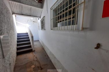 Sala Comercial para alugar - 228m&sup2; - Centro