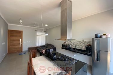 Casa &agrave; venda - 98m&sup2; - Centro