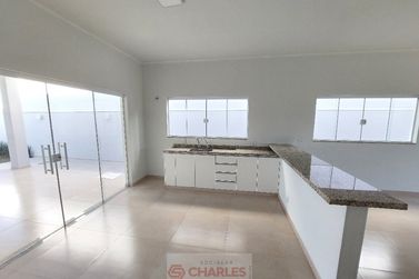 Casa para alugar - 165m&sup2; - Centro