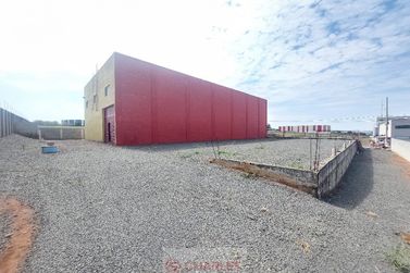 Sal&atilde;o Comercial para alugar - 604m&sup2; - Centro