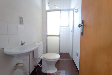 Apartamento para alugar - 46m&sup2; - Centro