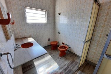 Casa para alugar - 10m&sup2; - Centro