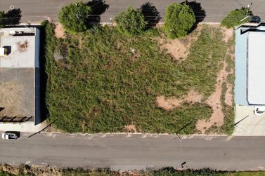 Terreno &agrave; venda - 10m&sup2; - Centro
