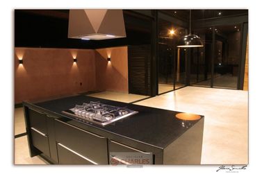 Casa &agrave; venda - 200m&sup2; - Centro