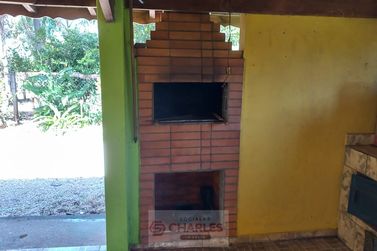 S&iacute;tio &agrave; venda - 150m&sup2; - Centro