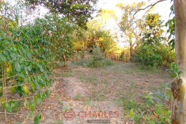 S&iacute;tio &agrave; venda - 150m&sup2; - Centro