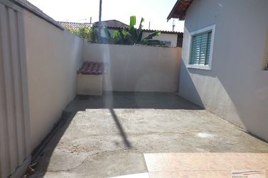 Casa &agrave; venda - 70m&sup2; - Centro
