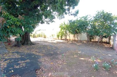 Terreno para alugar - 350m&sup2; - Centro