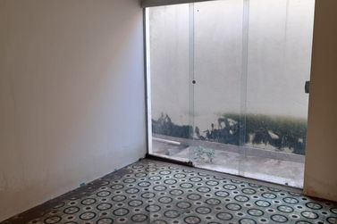 Casa &agrave; venda - 10m&sup2; - Centro