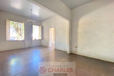 Casa para alugar - 336m&sup2; - Centro