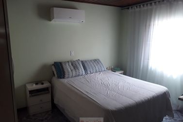 Casa &agrave; venda - 81m&sup2; - Centro