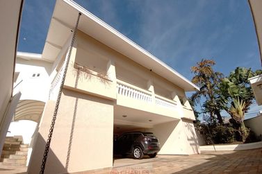Casa para alugar - 600m&sup2; - Centro
