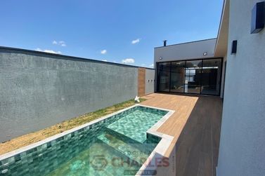 Casa &agrave; venda - 229m&sup2; - Centro