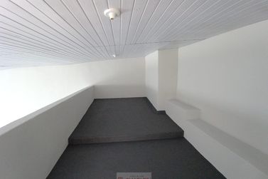 Sal&atilde;o Comercial para alugar - 190m&sup2; - Centro