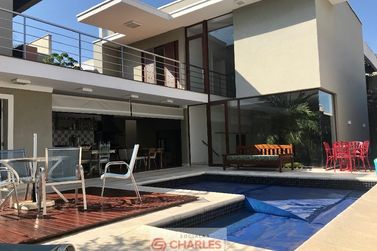 Casa para alugar - 541m&sup2; - Centro