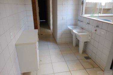 Casa &agrave; venda - 309m&sup2; - Centro