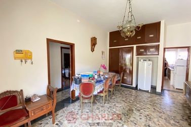Casa &agrave; venda - 356m&sup2; - Centro