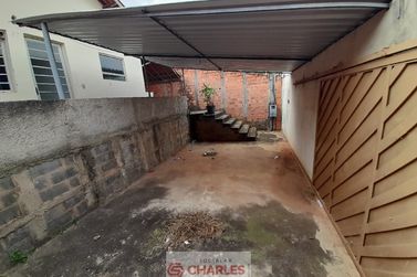 Casa &agrave; venda - 76m&sup2; - Centro