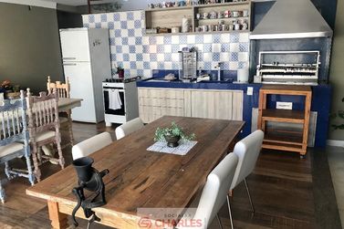 Casa para alugar - 541m&sup2; - Centro