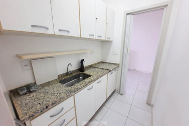 Sala Comercial para alugar - 114m&sup2; - Centro