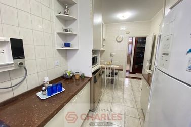 Apartamento &agrave; venda - 120m&sup2; - Centro