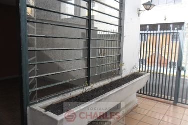 Casa &agrave; venda - 600m&sup2; - Centro