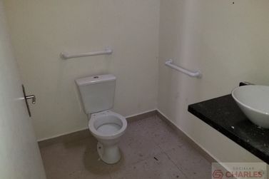 Sal&atilde;o Comercial para alugar - 85m&sup2; - Centro