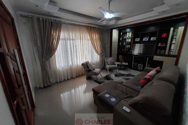 Casa &agrave; venda - 173m&sup2; - Centro