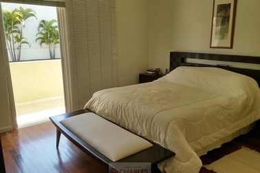 Casa &agrave; venda - 320m&sup2; - Centro