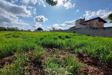 Terreno &agrave; venda - 10m&sup2; - Centro