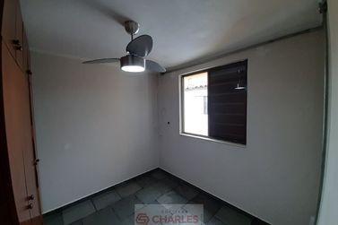 Apartamento &agrave; venda - 48m&sup2; - Centro