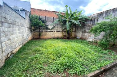 Casa &agrave; venda - 100m&sup2; - Centro