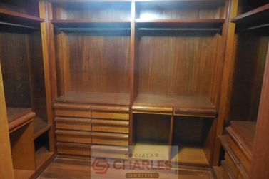 Apartamento &agrave; venda - 180m&sup2; - Centro