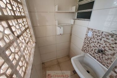 Apartamento para alugar - 48m&sup2; - Centro