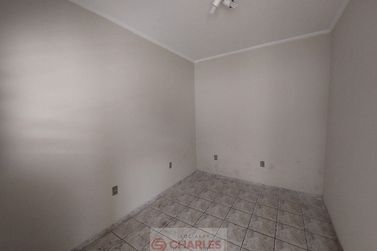 Casa para alugar - 231m&sup2; - Centro