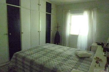 Casa &agrave; venda - 250m&sup2; - Centro
