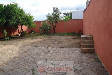 Casa &agrave; venda - 100m&sup2; - Centro