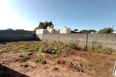 Terreno &agrave; venda - 10m&sup2; - Centro