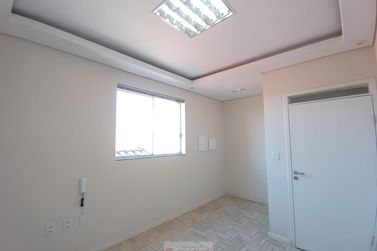 Sala Comercial para alugar - 100m&sup2; - Centro