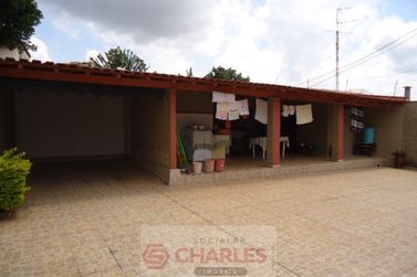 Casa &agrave; venda - 220m&sup2; - Centro
