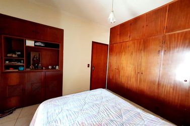 Apartamento &agrave; venda - 131m&sup2; - Centro