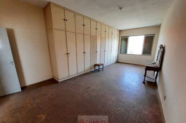 Casa para alugar - 10m&sup2; - Centro