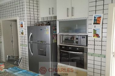 Casa &agrave; venda - 10m&sup2; - Centro